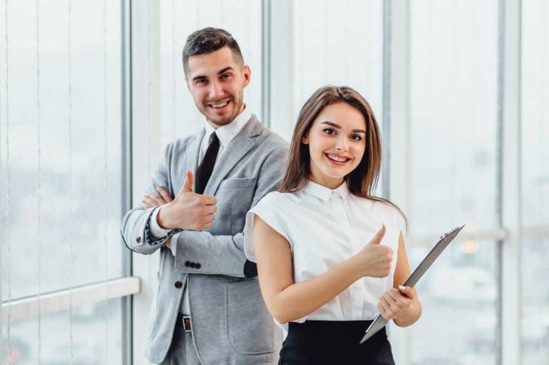 Maximize your business potential and take your success to the next level with LinkedIn!